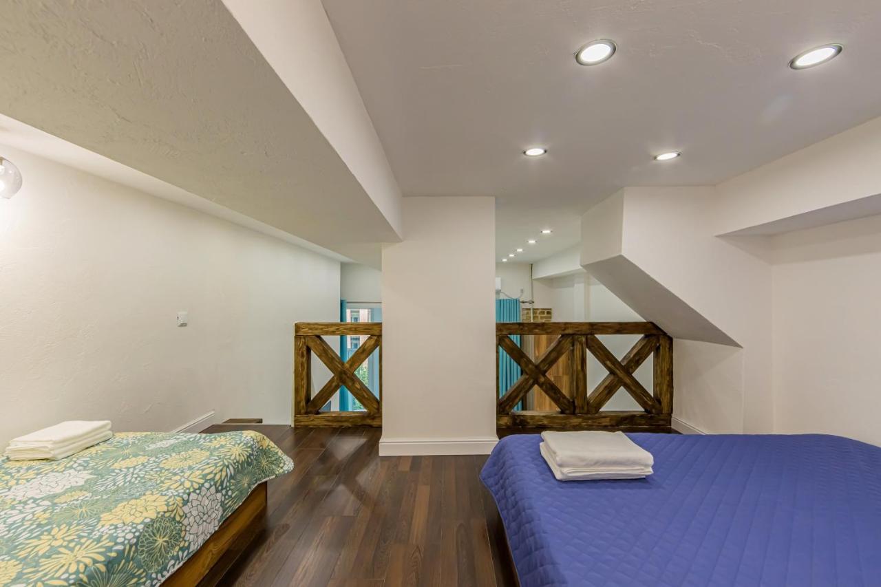 Kyiv Saksahanskoho Apart Hotel Extérieur photo