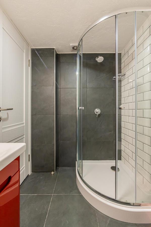 Kyiv Saksahanskoho Apart Hotel Extérieur photo