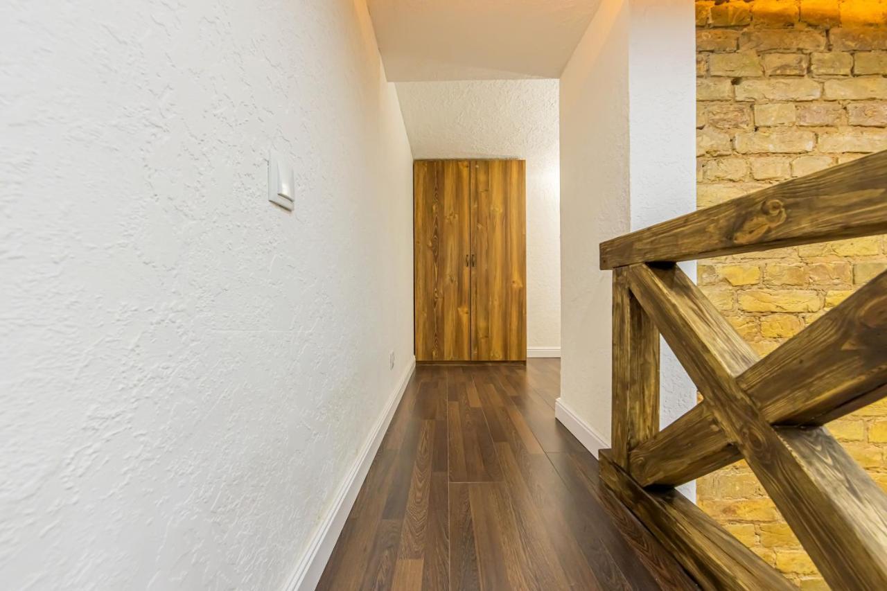 Kyiv Saksahanskoho Apart Hotel Extérieur photo